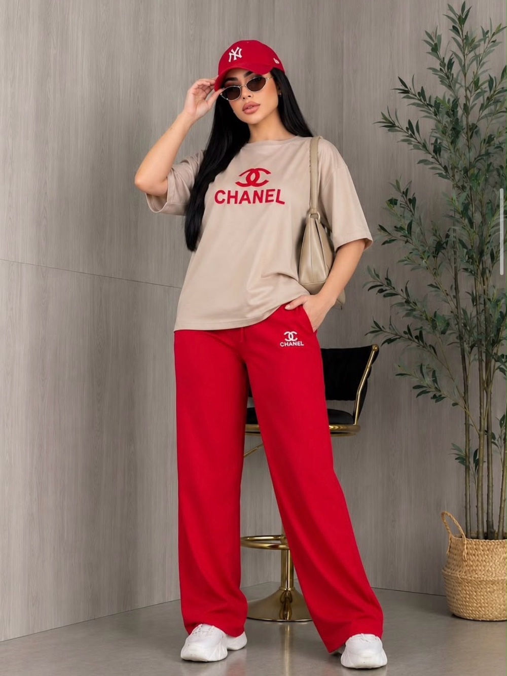 Beige Logo Tee & Red Wide-Leg Pants Set size M